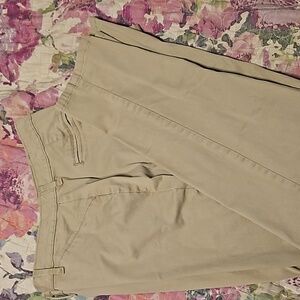 Lee Women's Size 12 Relaxed Fit Straight Leg Pants - Tan